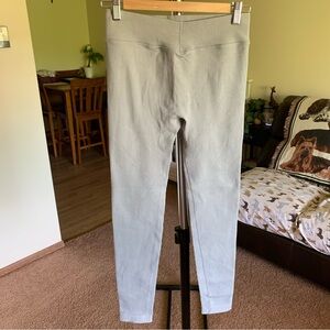 Bo+Tee Gray Ribbed Leggings